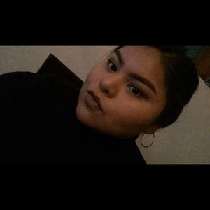 Meet your Posher, Karina